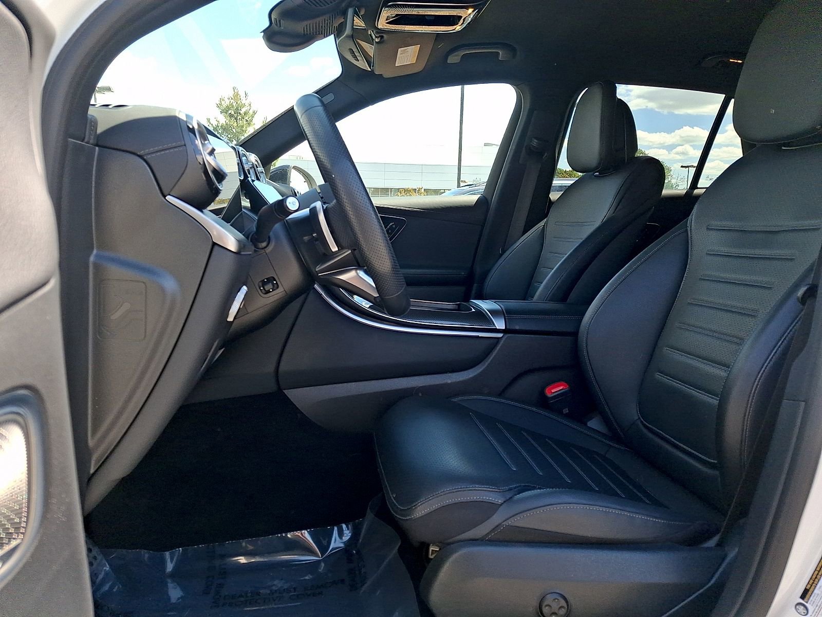 Certified 2023 Mercedes-Benz GLC 300 4MATIC image 13