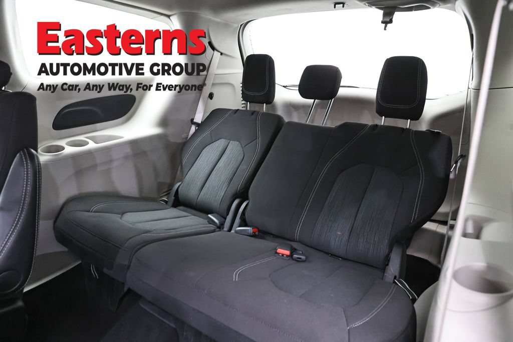 Used 2024 Chrysler Voyager LX FWD image 26