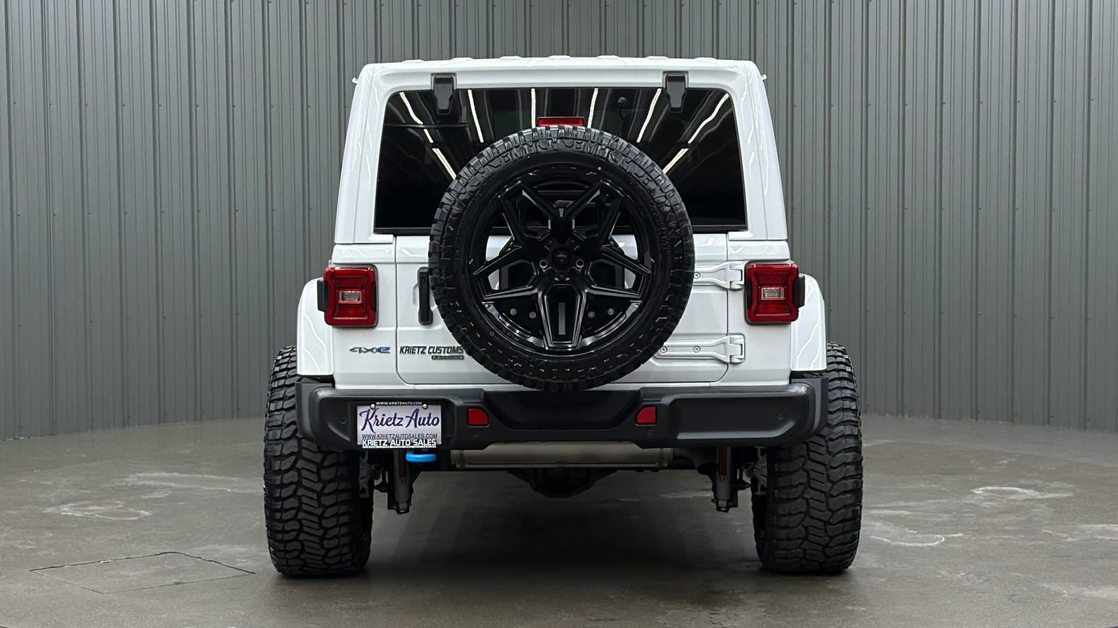 Used 2024 Jeep Wrangler Unlimited Sahara w/ Technology Group AWD/4WD image 4