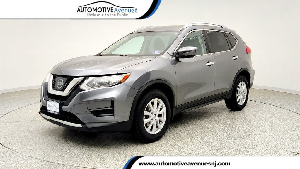 Used 2017 Nissan Rogue SV w/ SV Premium Package
