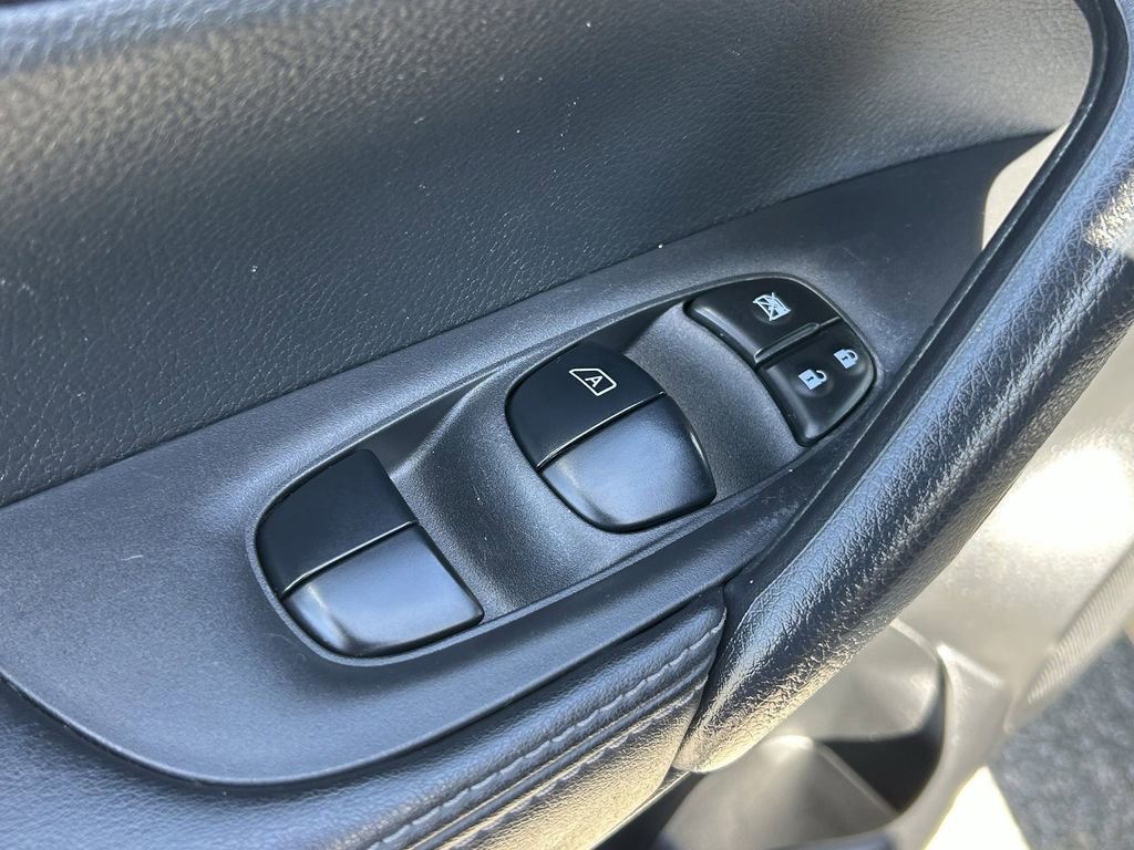 Used 2022 Nissan Rogue Sport SL image 26