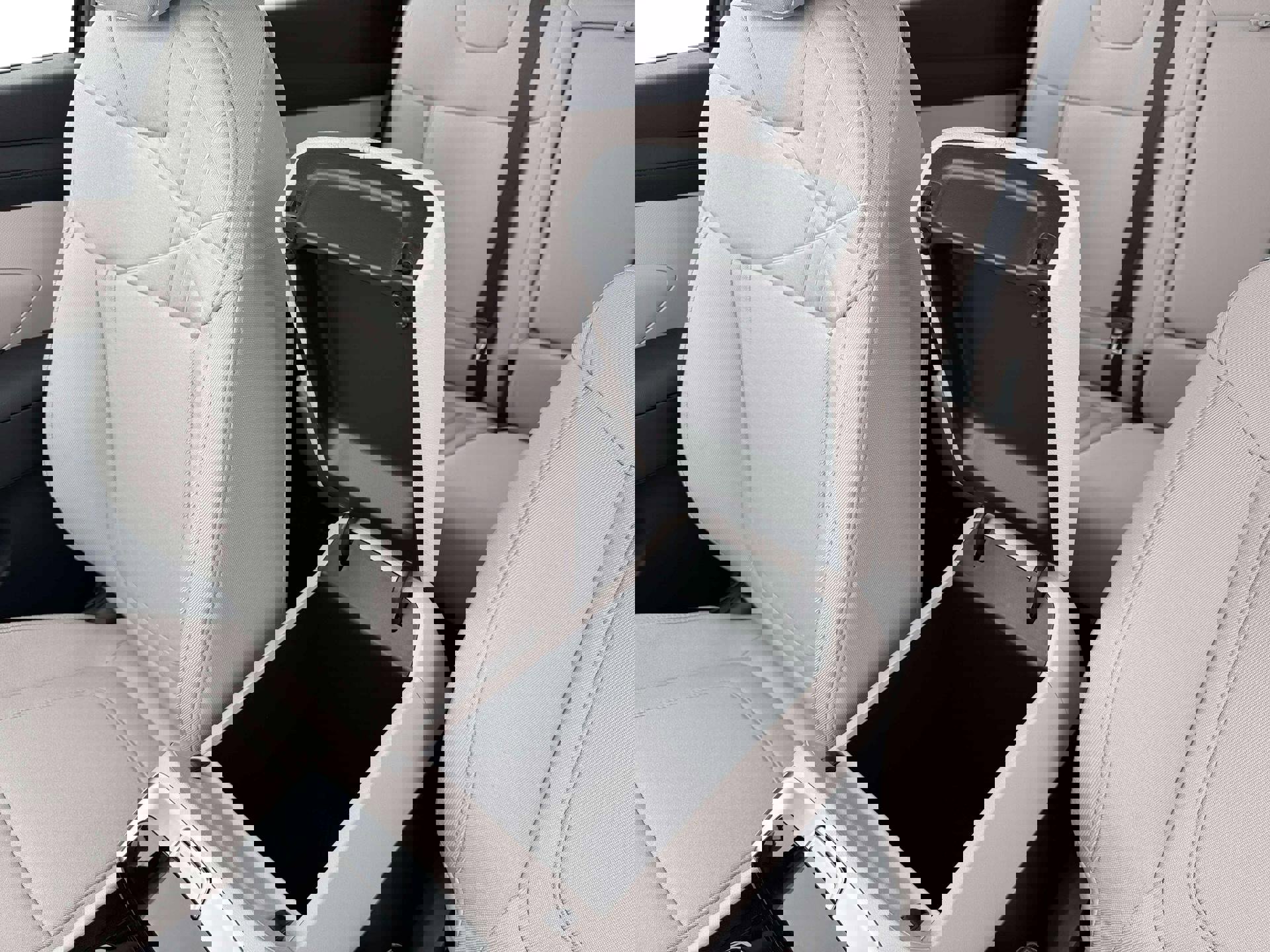 New 2026 Hyundai Tucson SE image 18