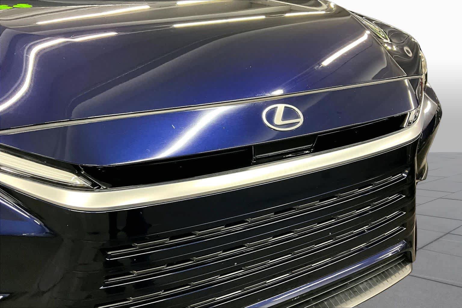 Used 2024 Lexus TX 350 FWD w/ Cold Weather Package image 30