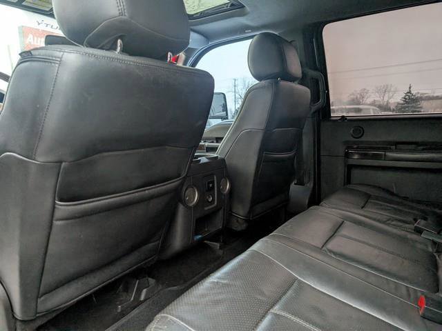 Used 2015 Ford F350 Platinum image 3