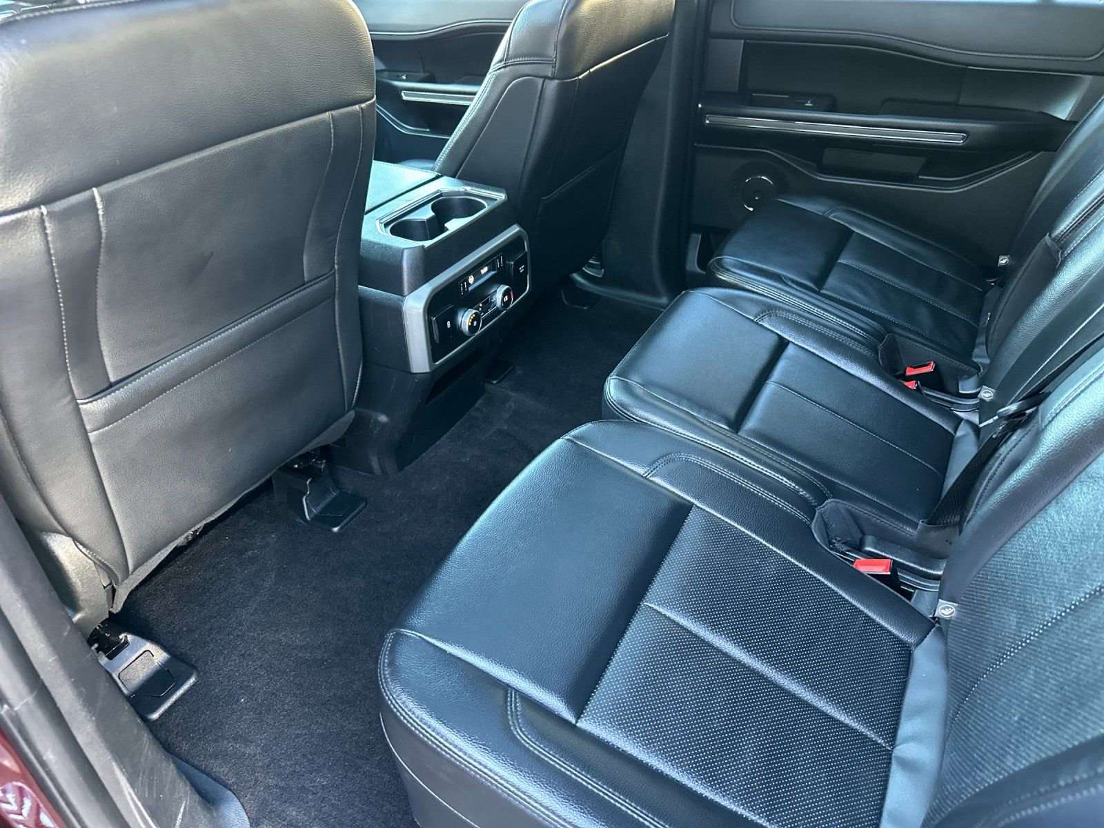 Used 2020 Ford Expedition Max XLT w/ Equipment Group 202A image 14