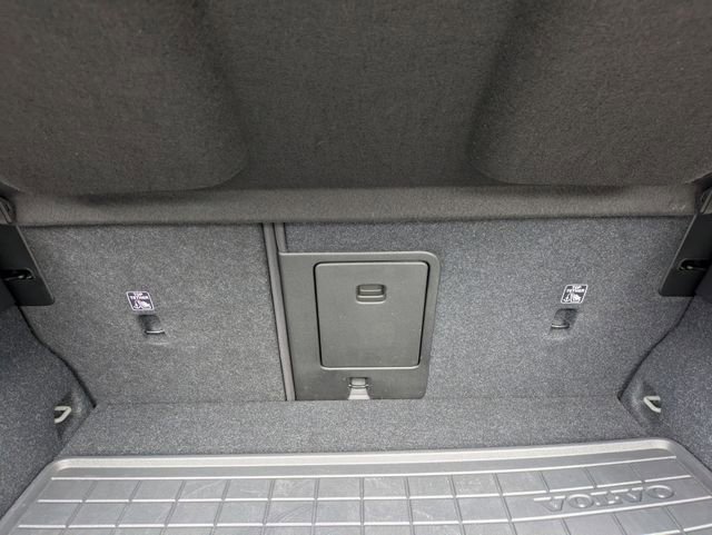 Certified 2023 Volvo C40 P8 Recharge Plus w/ Protection Package Premier AWD/4WD image 28