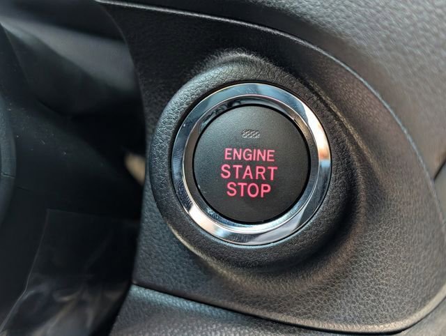 Certified 2025 Subaru Ascent Bronze Edition w/ Onyx Package AWD/4WD image 31