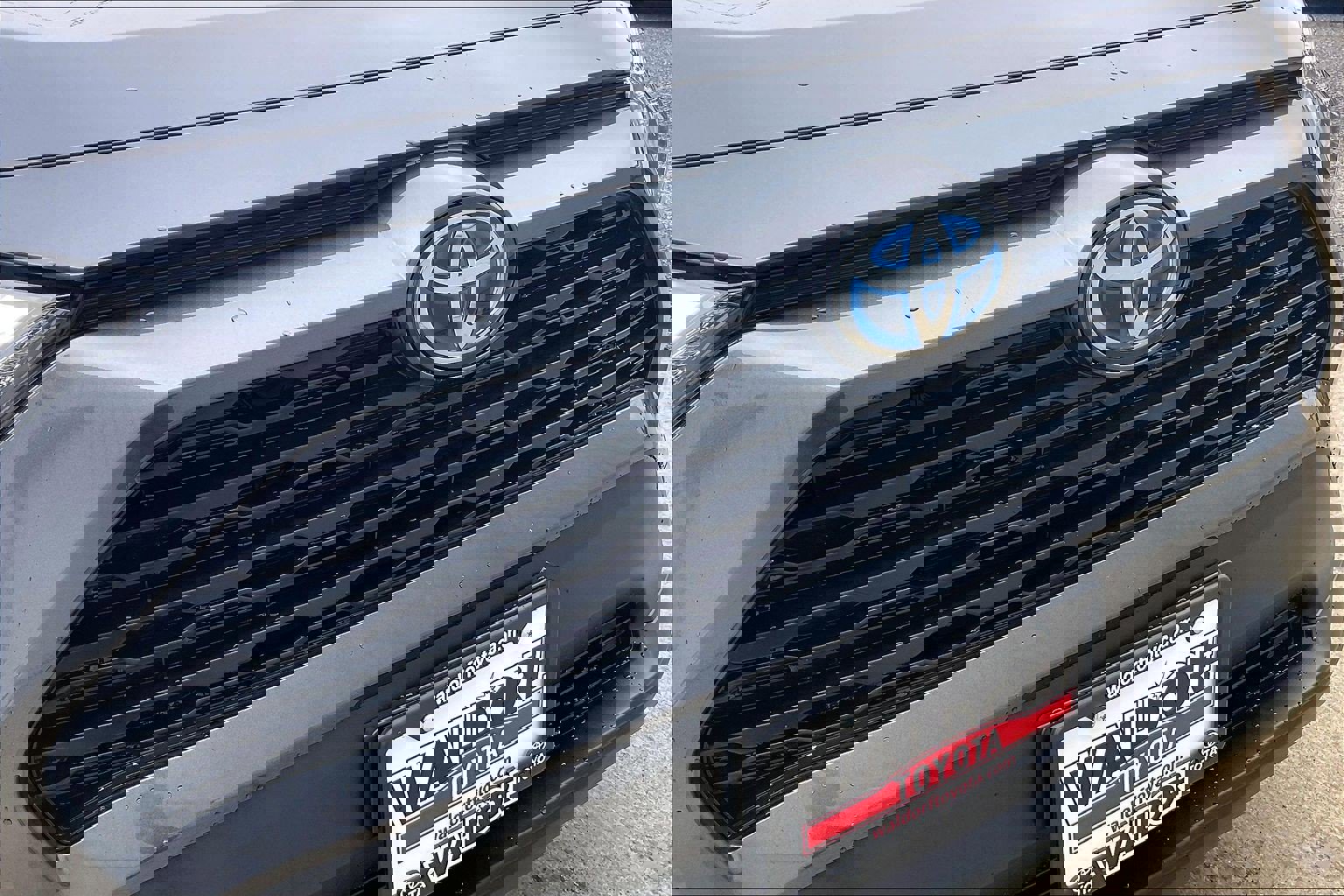 Used 2024 Toyota RAV4 XLE image 35