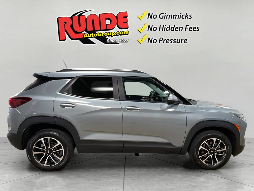 Used 2024 Chevrolet TrailBlazer LT w/ LT Cold Weather Package AWD/4WD image 7
