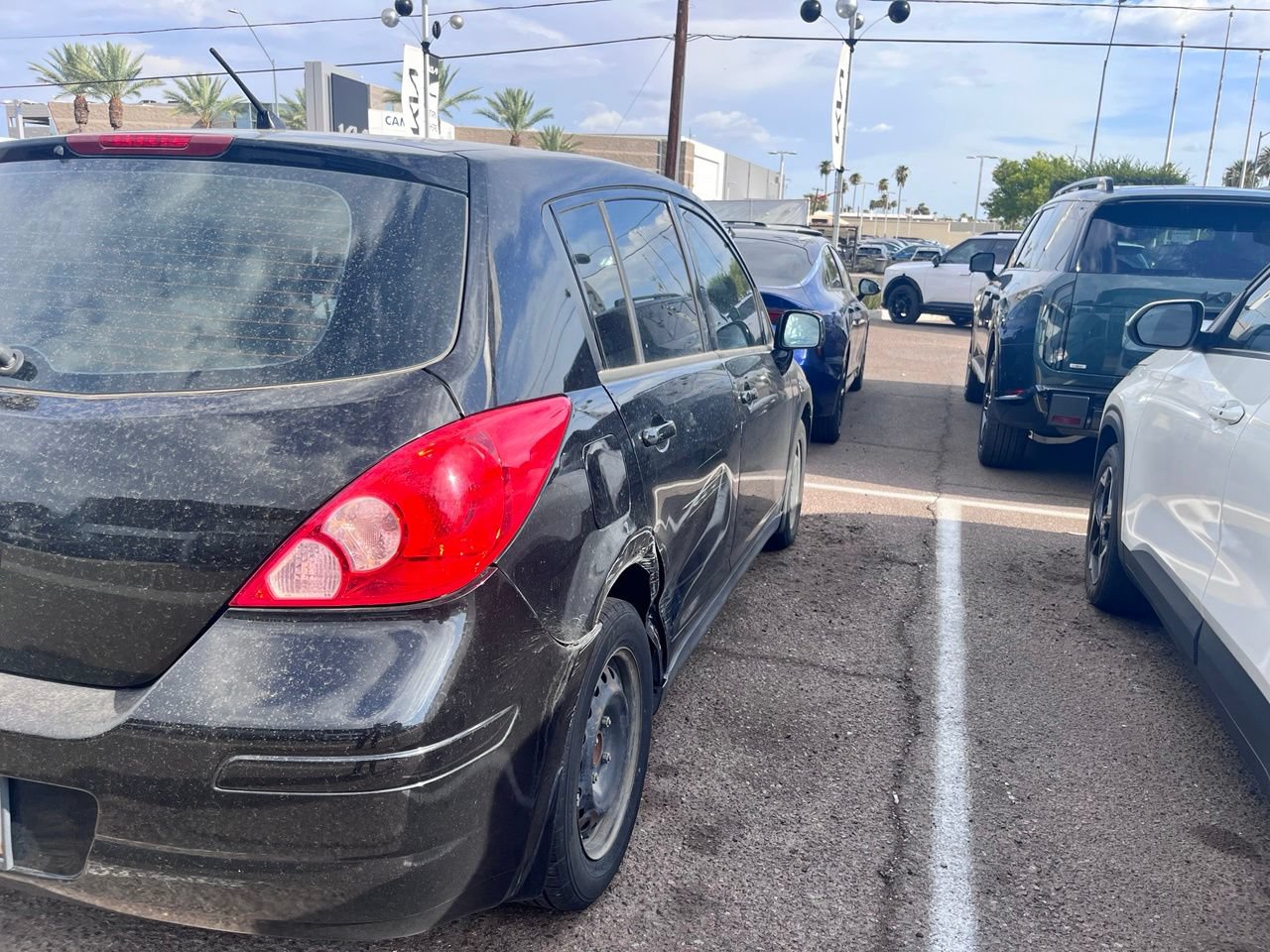 Used 2011 Nissan Versa 1.8 S w/ PWR Plus Pkg FWD image 6