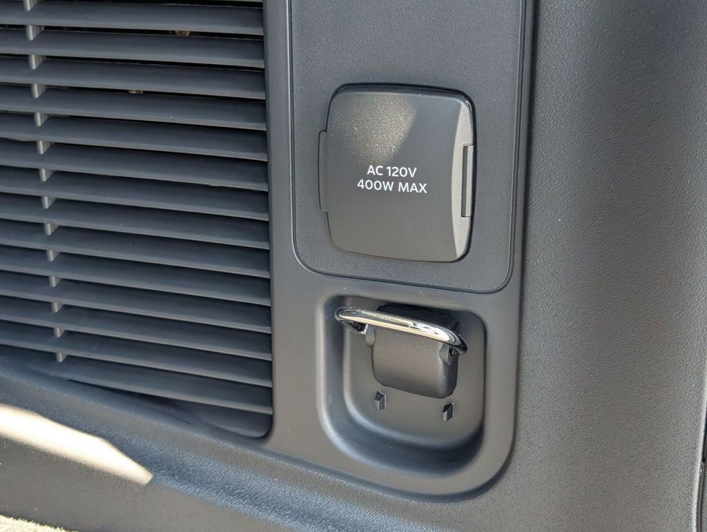 New 2026 Ford Expedition Active image 23