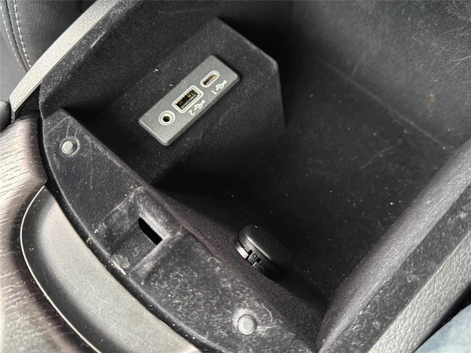 Used 2022 INFINITI Q50 Sensory image 23