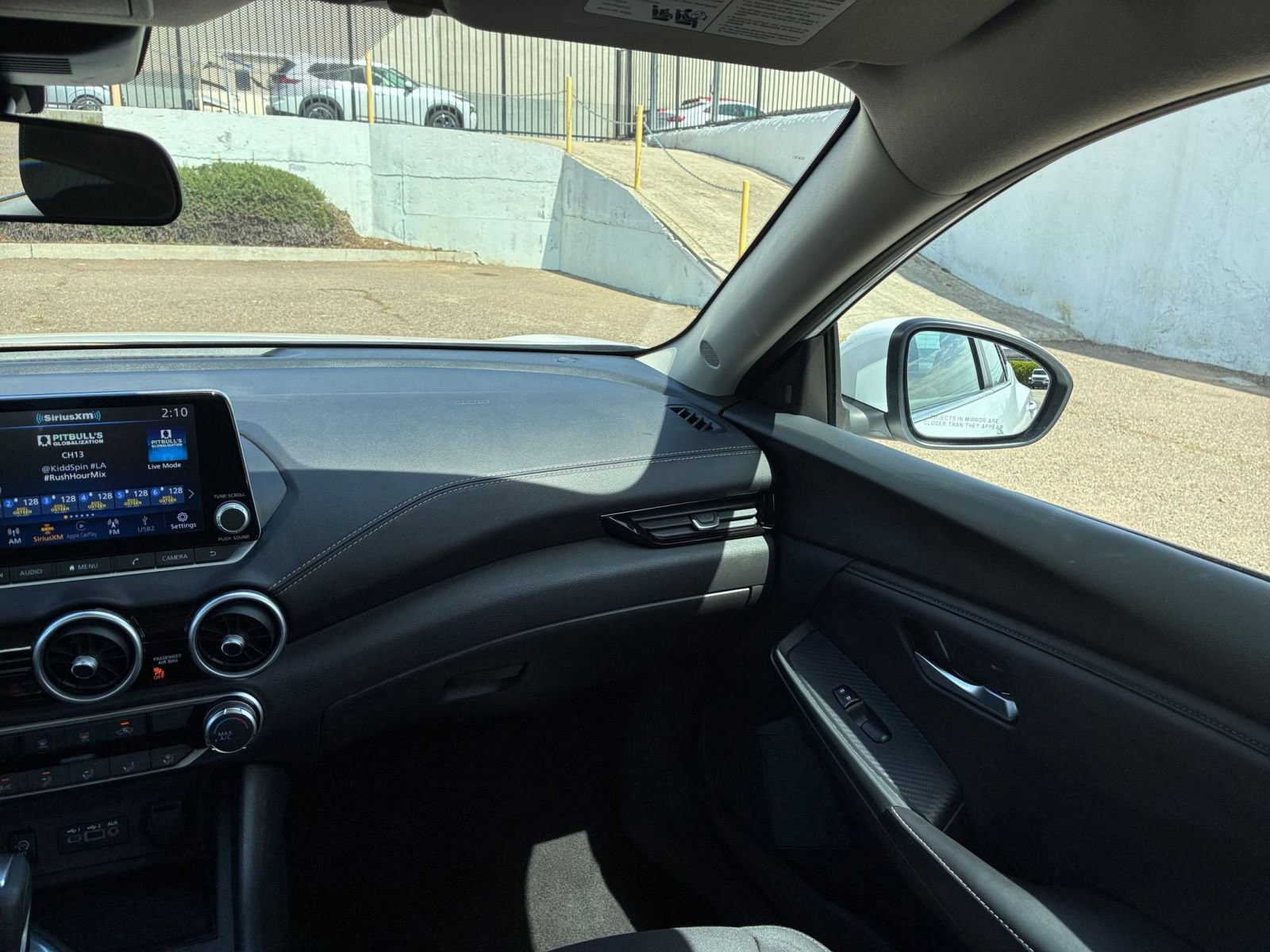 Used 2025 Nissan Sentra SV FWD image 33