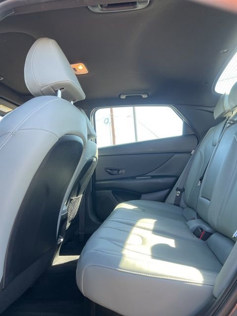 Used 2025 Hyundai Elantra Limited FWD image 29
