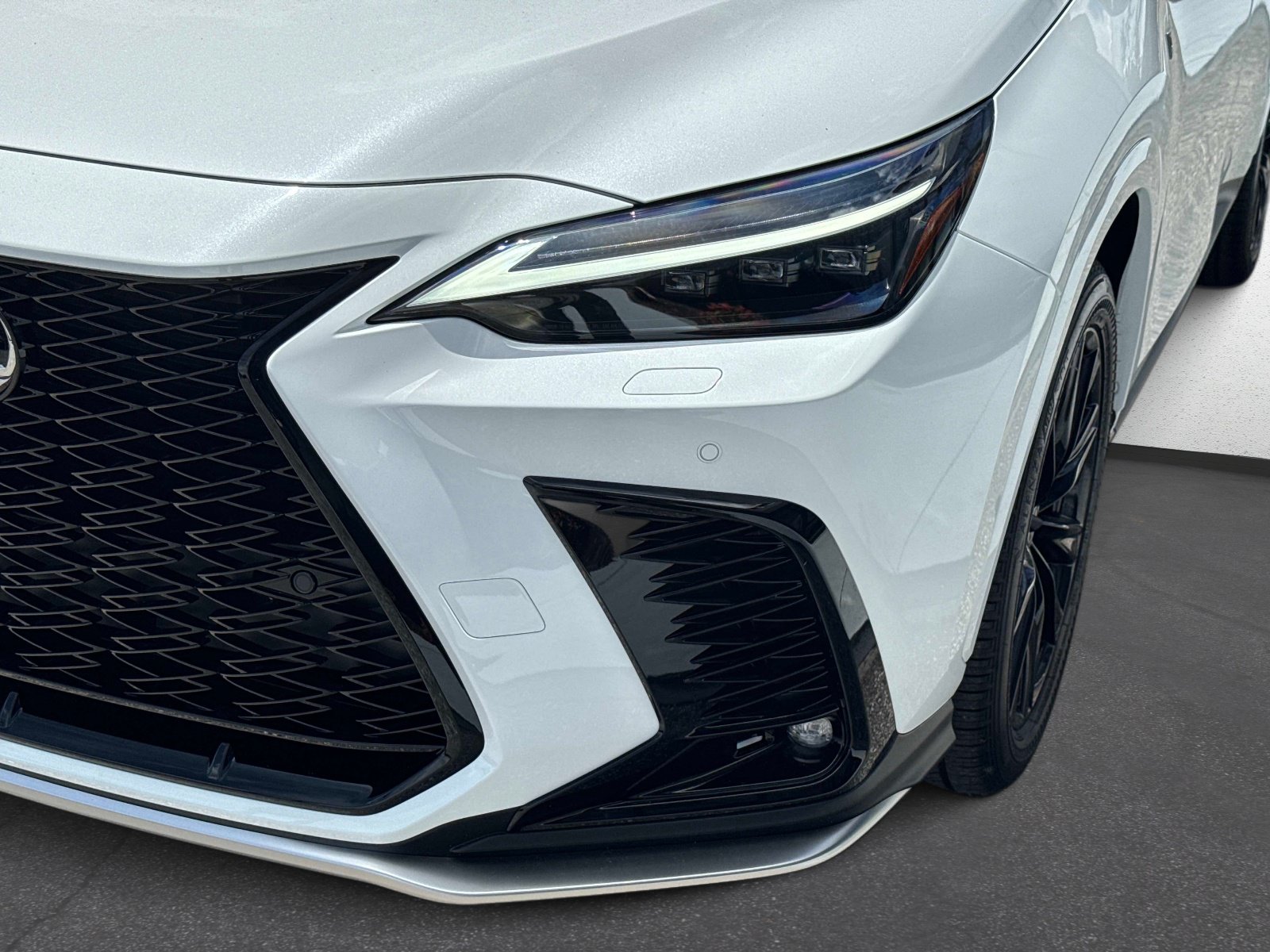 New 2026 Lexus NX 350 F Sport AWD/4WD image 9