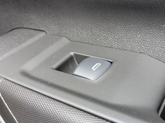 New 2025 Chevrolet Silverado 2500 Custom w/ Custom Value Package image 30