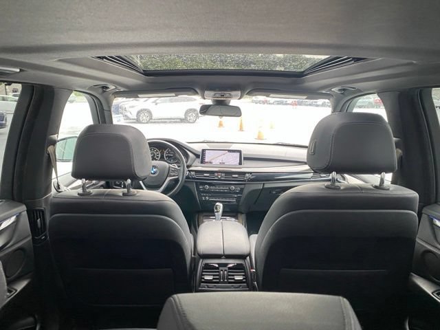 Used 2018 BMW X5 xDrive40e AWD/4WD image 11