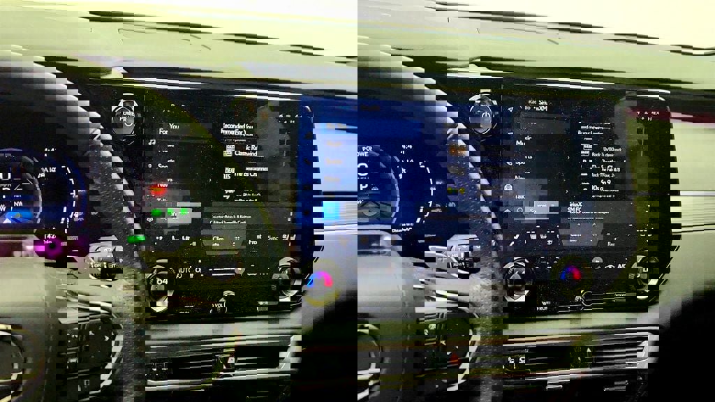 Used 2024 Lexus RX 500h F Sport w/ Convenience Package AWD/4WD image 17