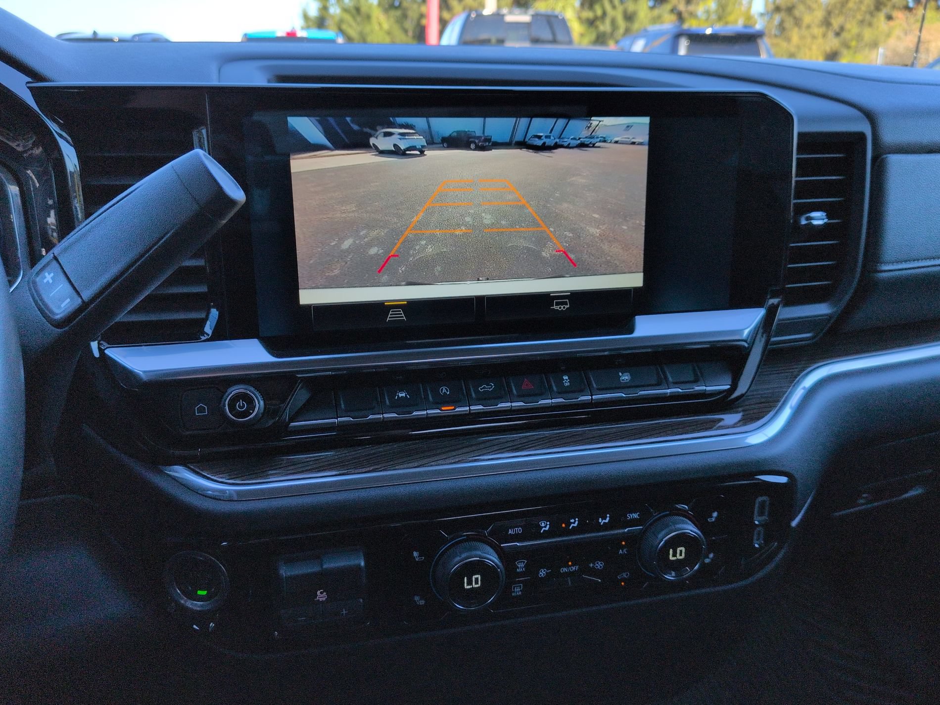 Used 2025 Chevrolet Silverado 1500 LT RWD image 20