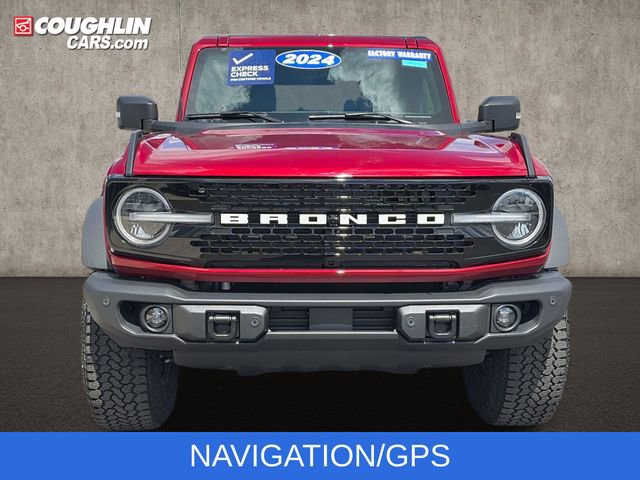Used 2025 Ford Bronco Badlands image 3