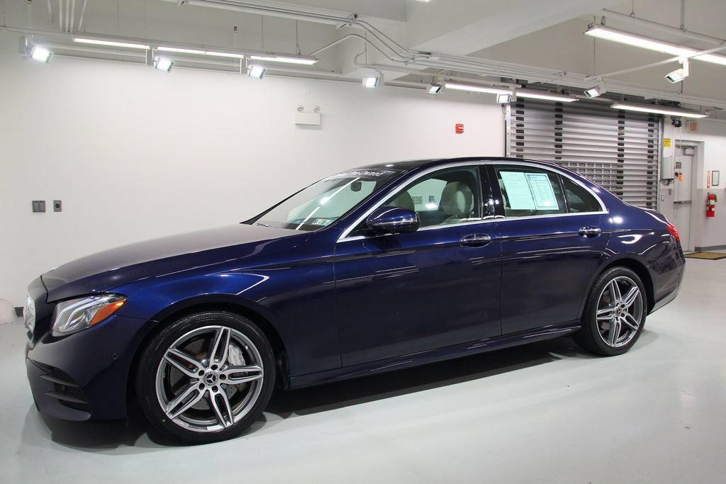 Certified 2019 Mercedes-Benz E 300 4MATIC image 3