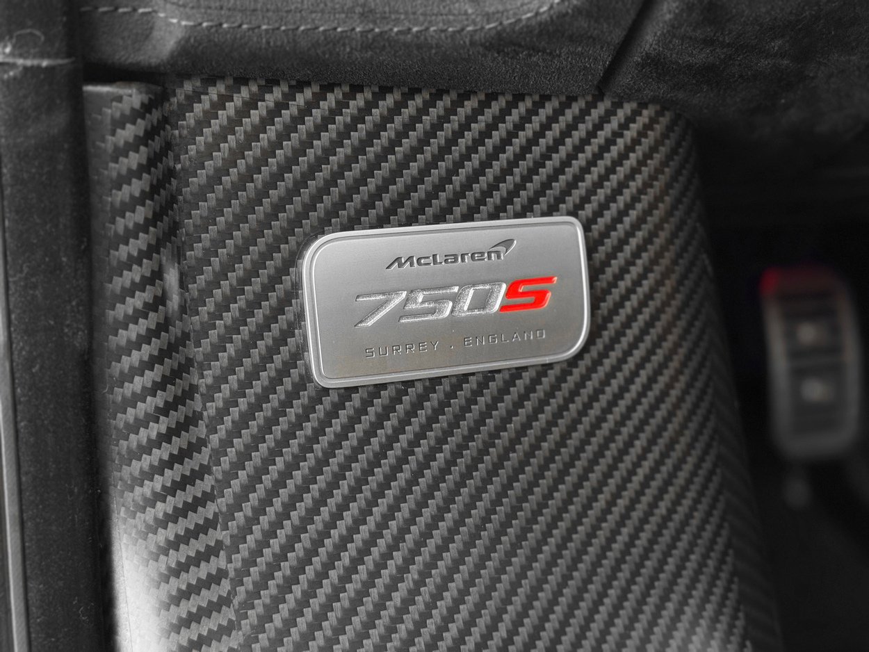 Used 2024 McLaren 750S image 16