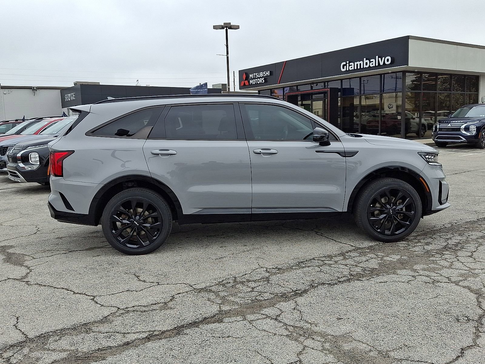 Used 2023 Kia Sorento SX image 8