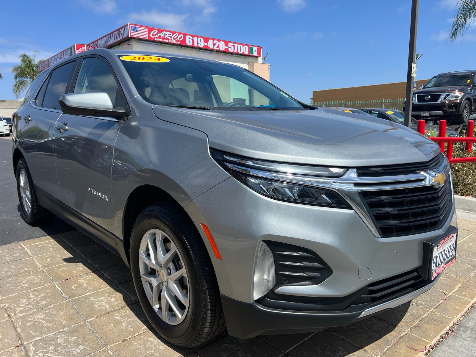 Used 2024 Chevrolet Equinox LT w/ Driver Convenience Package AWD/4WD image 1