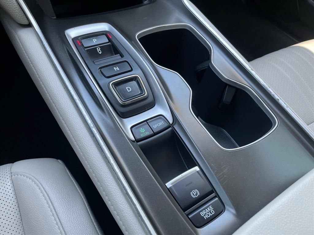 Used 2021 Honda Accord Touring image 12
