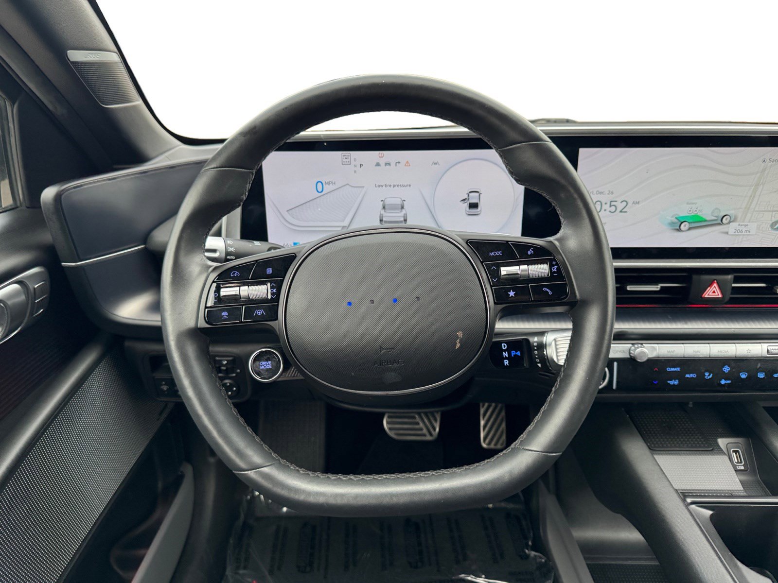 Used 2023 Hyundai Ioniq 6 Limited image 12