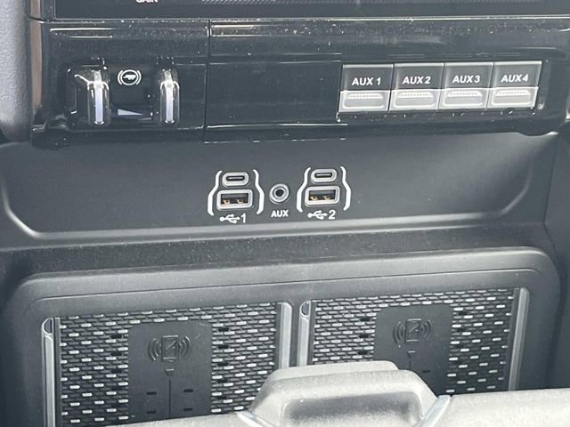 New 2026 RAM 2500 Laramie AWD/4WD image 31