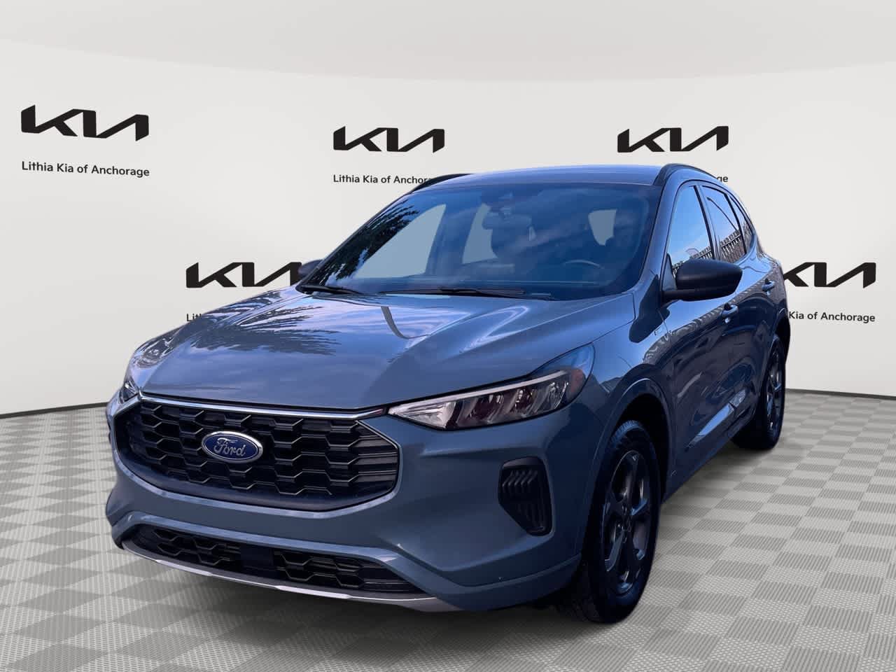 Used 2024 Ford Escape ST-Line AWD/4WD image 1