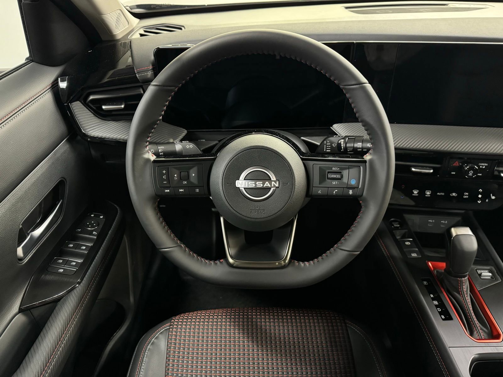 New 2026 Nissan Kicks SR w/ Cold Weather Package image 14