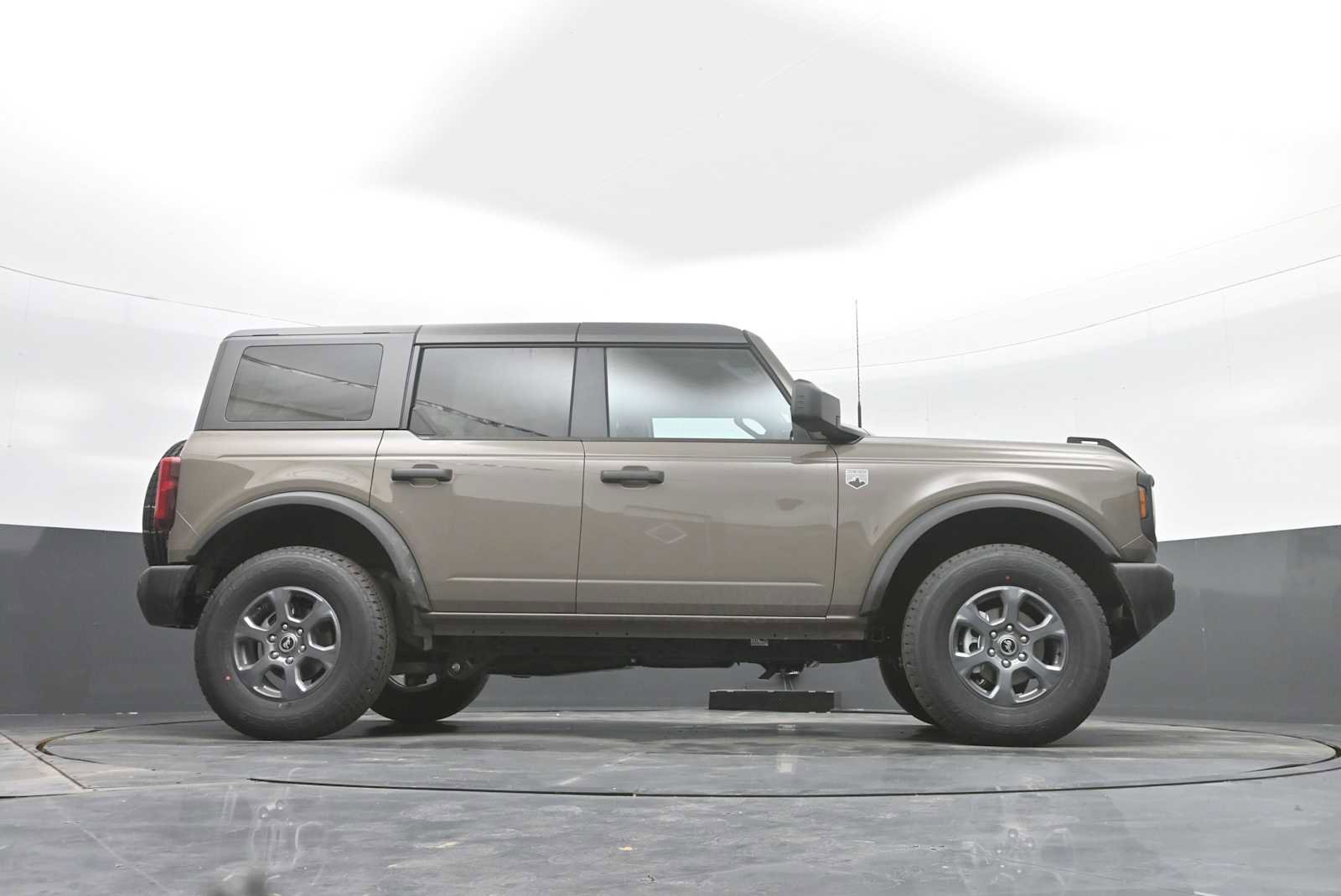 New 2026 Ford Bronco Big Bend image 25