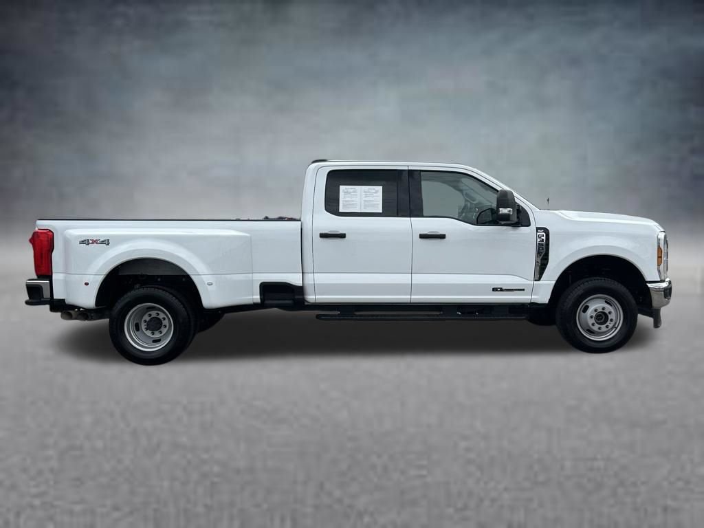 Used 2025 Ford F350 XLT AWD/4WD image 6