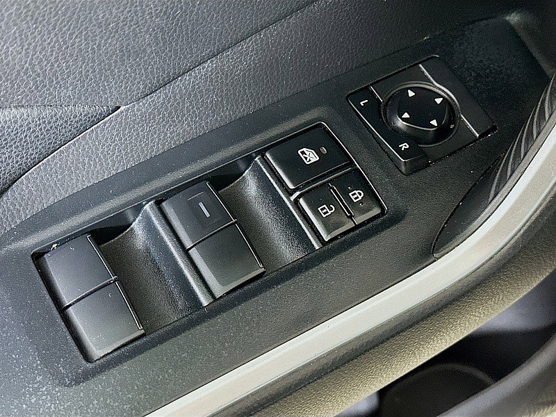 Used 2020 Toyota RAV4 XLE w/ Convenience Package image 19