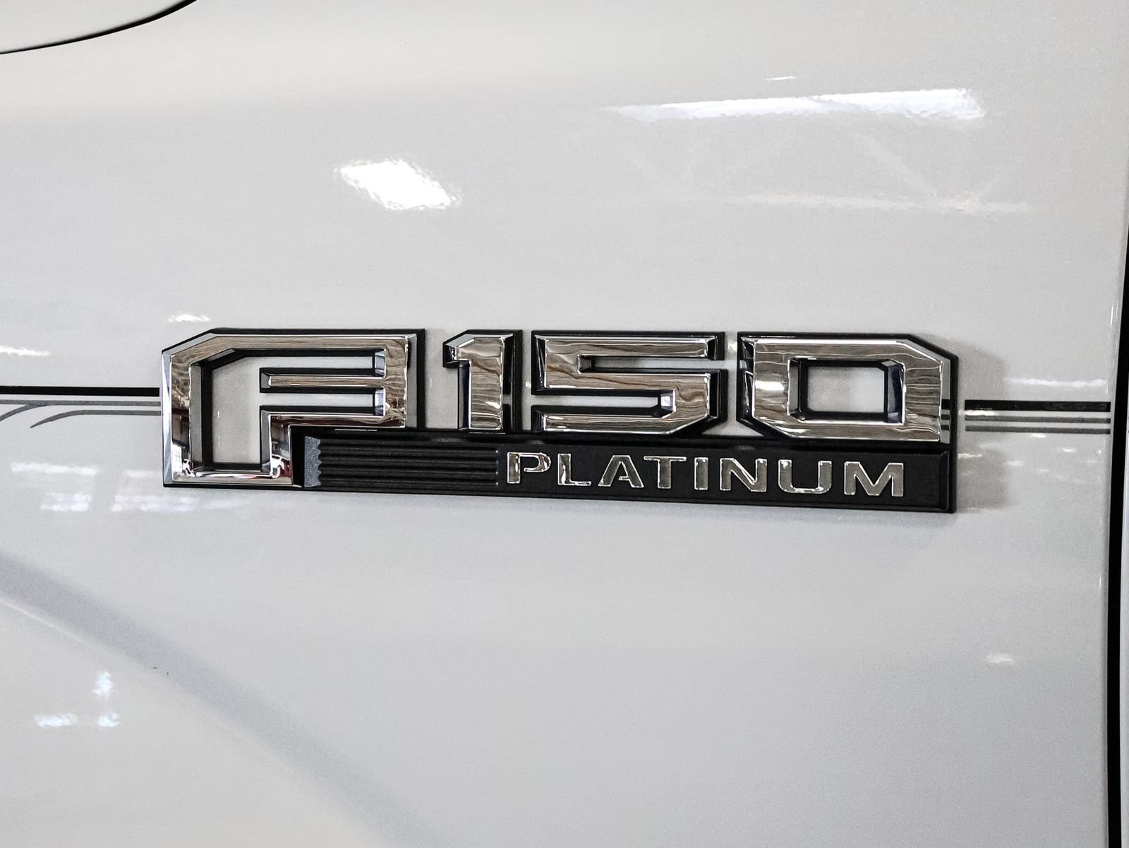 Used 2020 Ford F150 Platinum w/ Equipment Group 701A Luxury AWD/4WD image 21