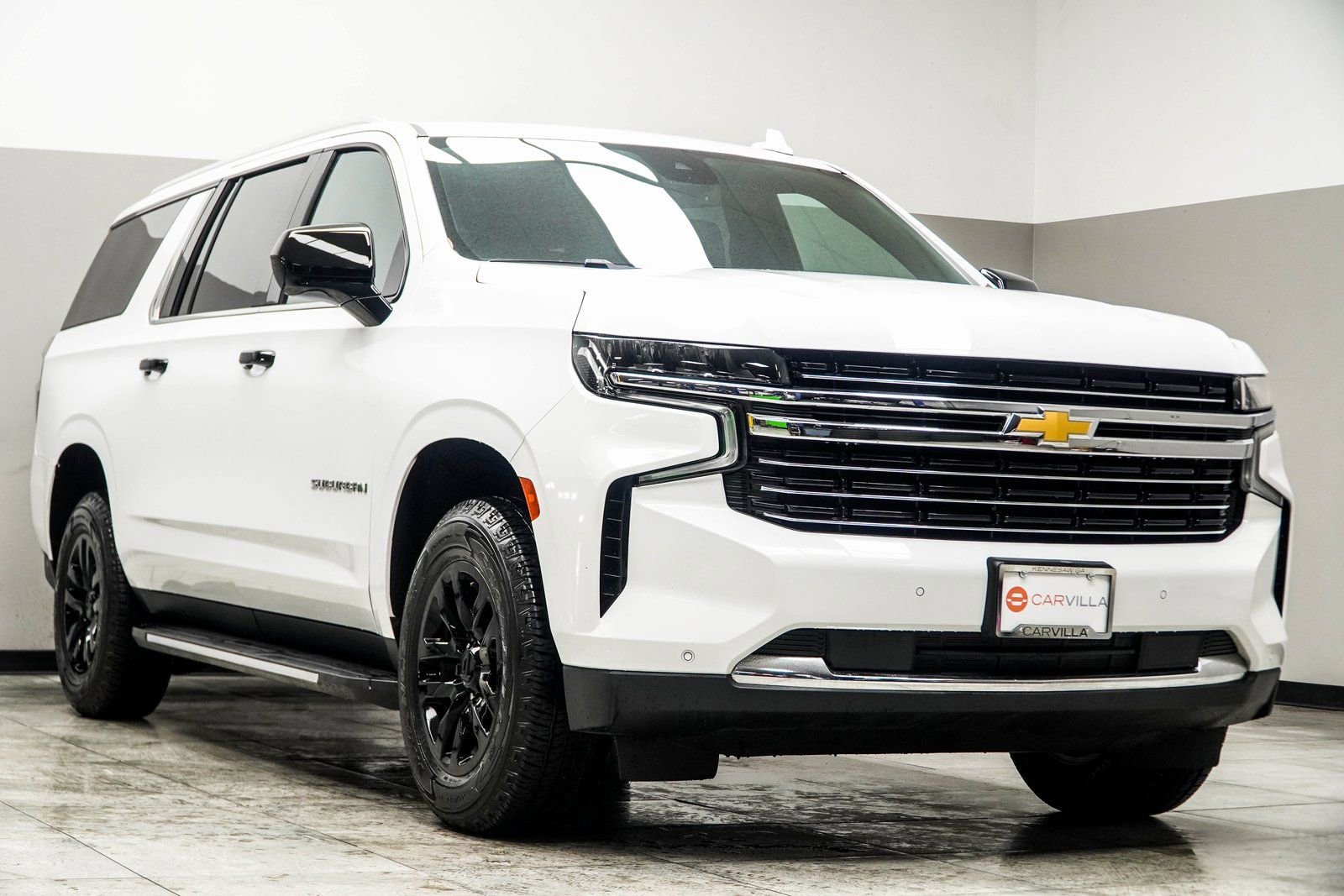 Used 2024 Chevrolet Suburban LT RWD image 4