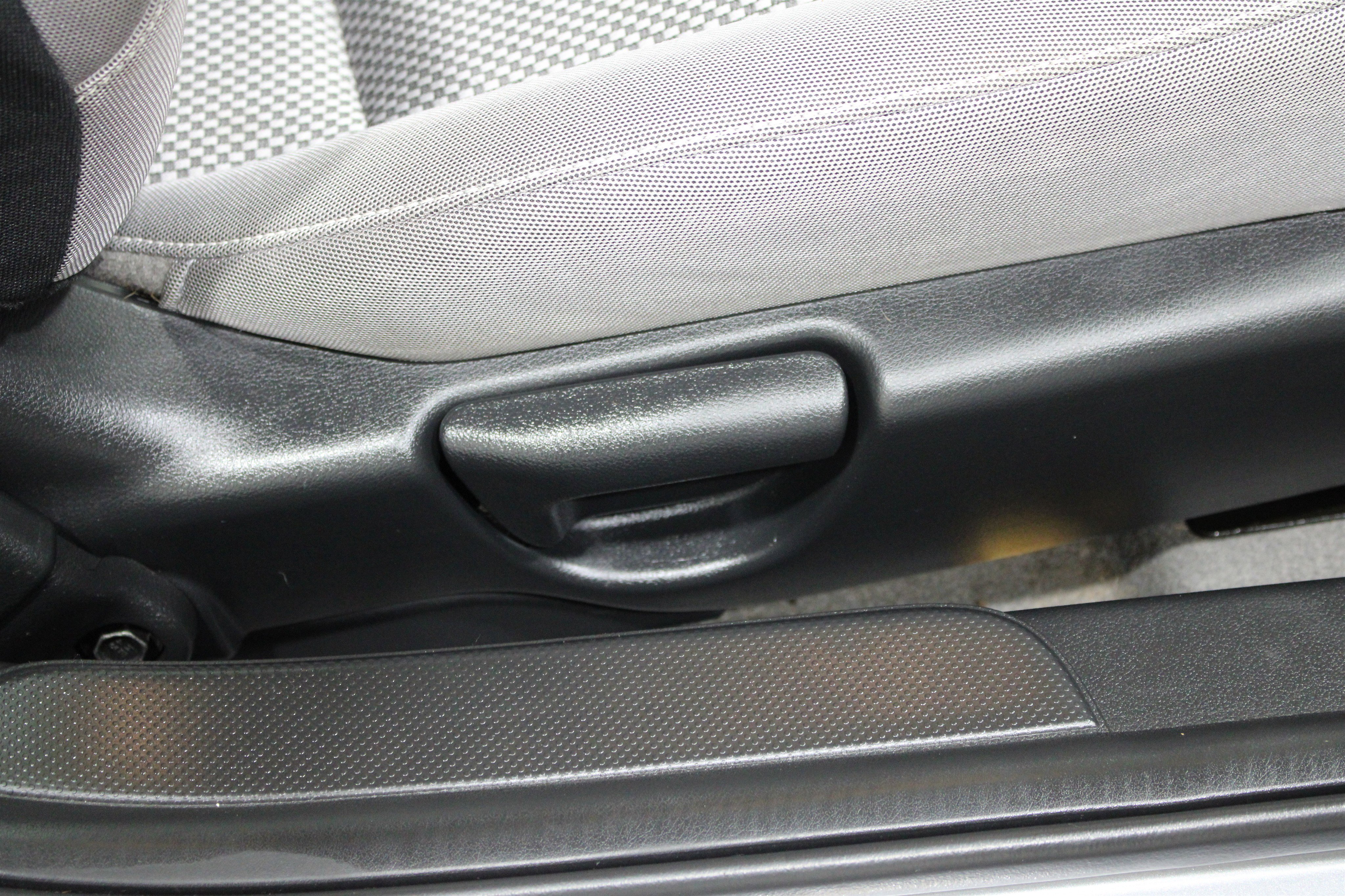Used 2011 Honda CR-Z EX image 21