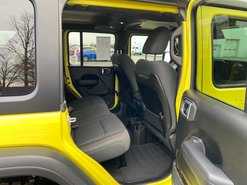 Used 2024 Jeep Wrangler Rubicon image 15