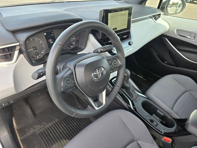 Certified 2025 Toyota Corolla SE w/ Convenience Package image 14