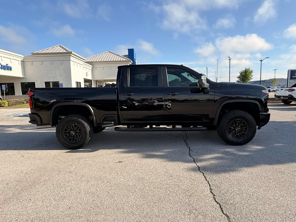 Used 2026 Chevrolet Silverado 2500 ZR2 AWD/4WD image 8