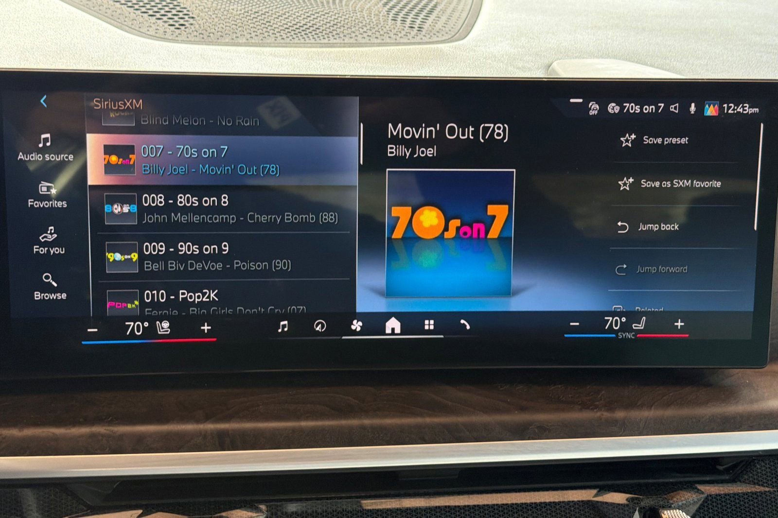 Used 2024 BMW X5 xDrive50e w/ Premium Package image 26