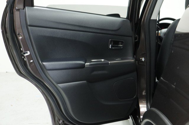 Used 2025 Mitsubishi Outlander Sport SE AWD/4WD image 29