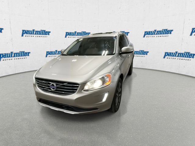 Used 2016 Volvo XC60 T5 Platinum w/ Climate Package FWD image 5