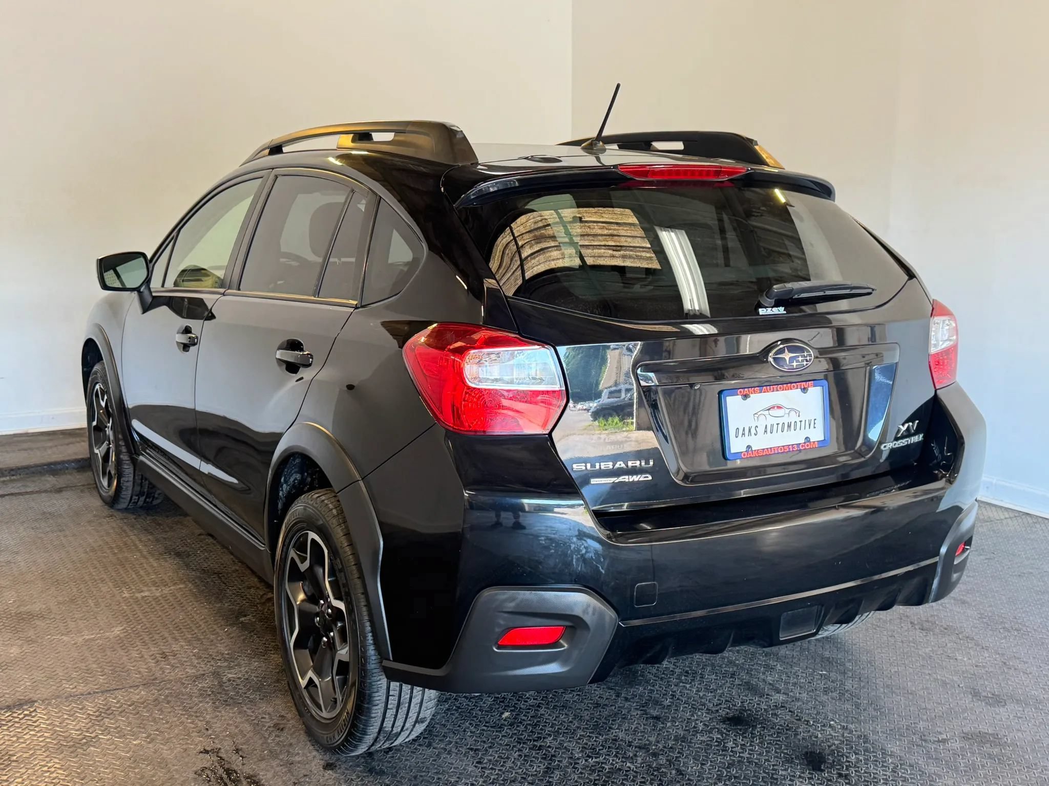Used 2015 Subaru Crosstrek 2.0i Premium AWD/4WD image 4