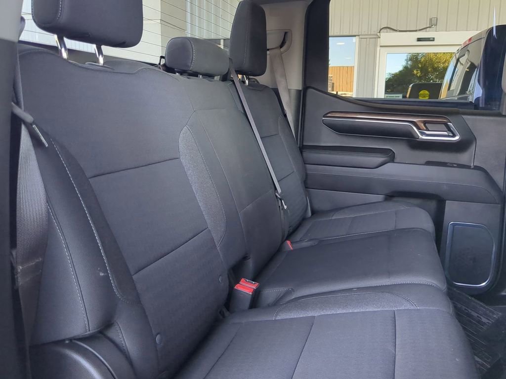 Used 2024 Chevrolet Silverado 1500 LT Trail Boss w/ Protection Package image 7