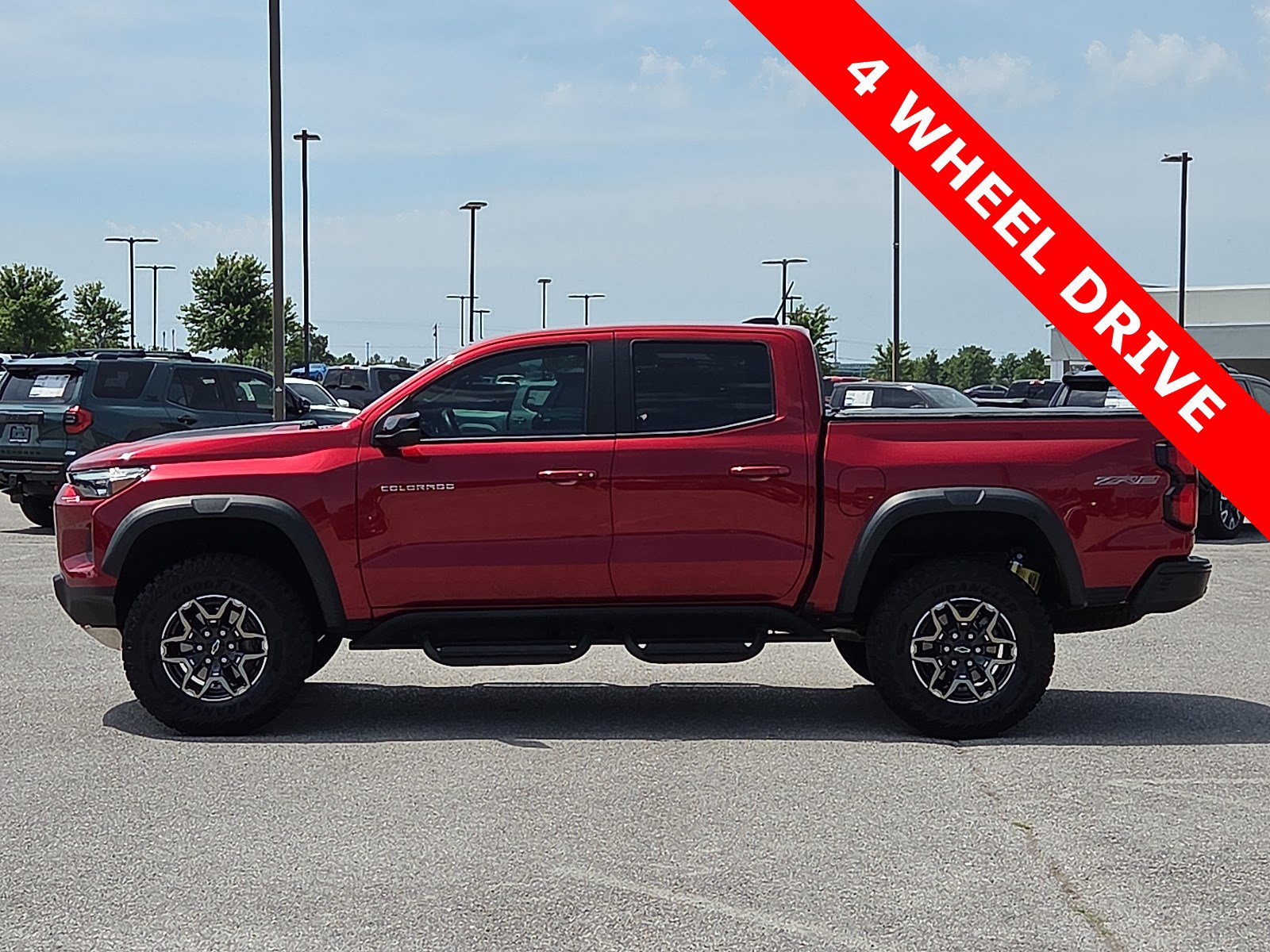 Used 2024 Chevrolet Colorado ZR2 w/ Safety Package AWD/4WD image 3