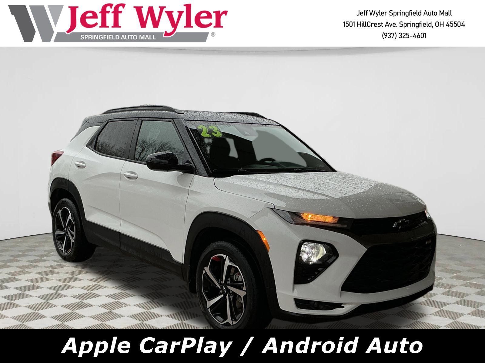 Used 2023 Chevrolet TrailBlazer RS w/ Sun and Liftgate Package image 1