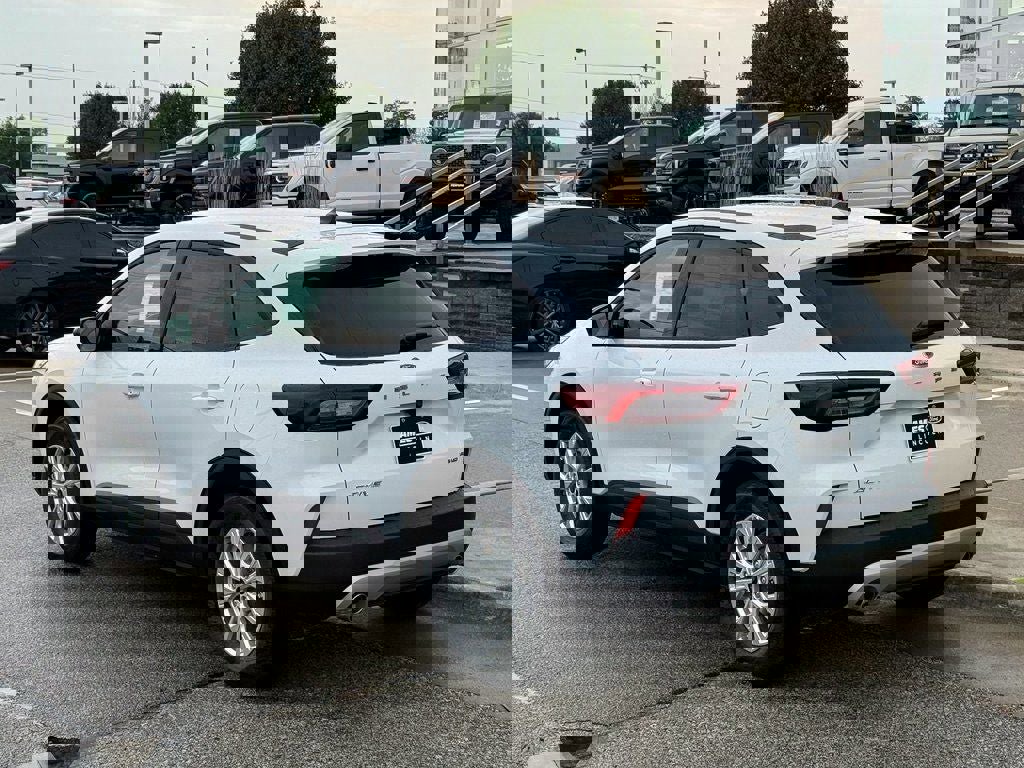 New 2026 Ford Escape Active w/ Cold Weather Package image 3